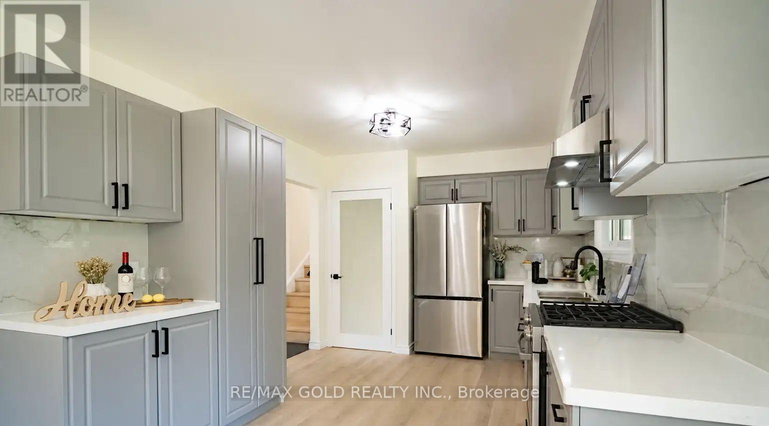 4682 PINEDALE DRIVE - 11