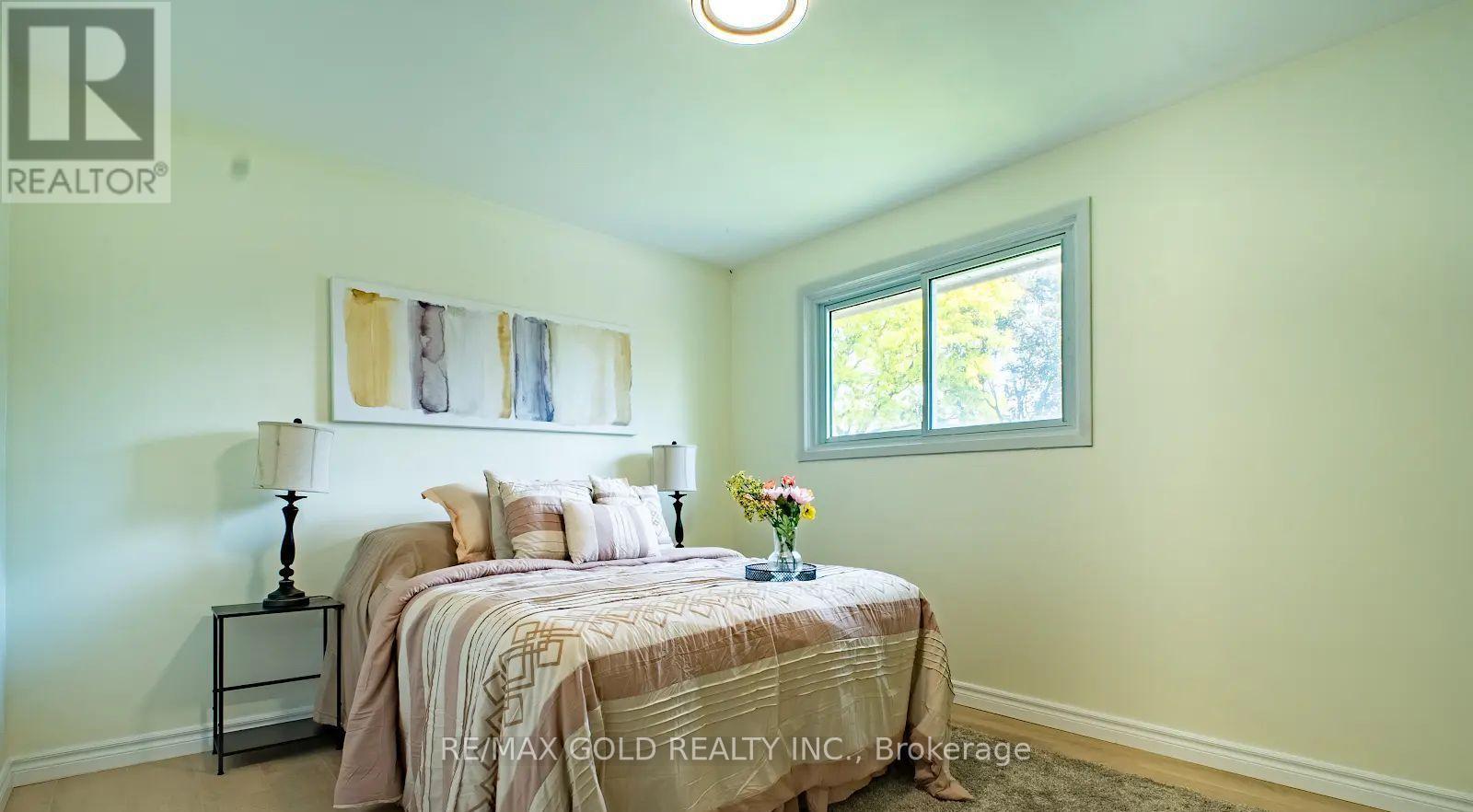 4682 PINEDALE DRIVE - 15