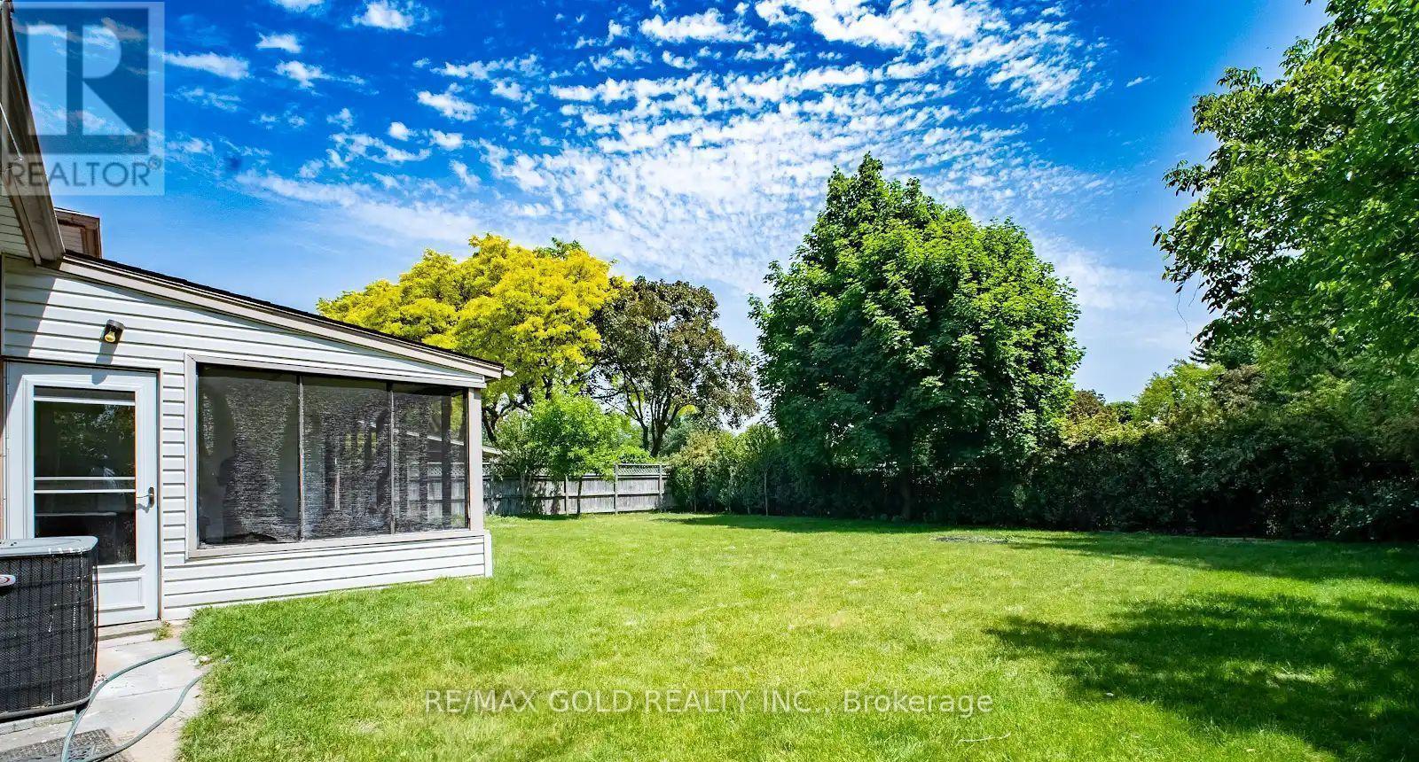 4682 PINEDALE DRIVE - 31