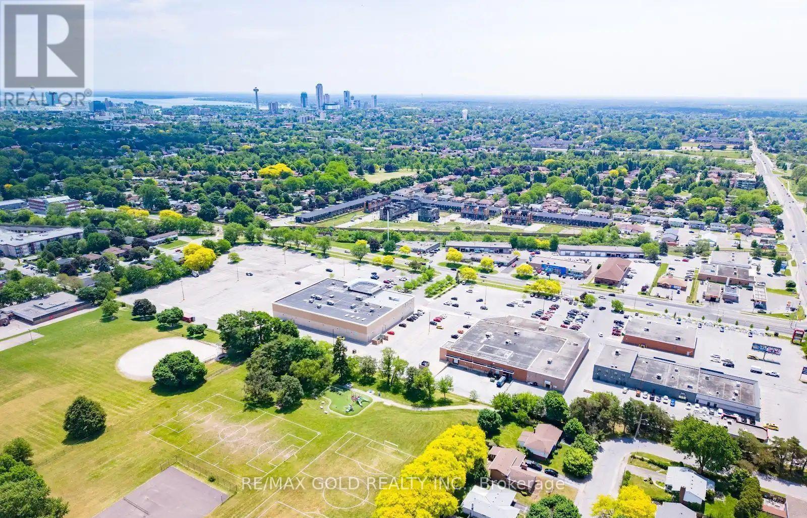 4682 PINEDALE DRIVE - 32