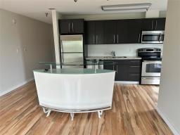 313 155 Sherbrook Street, Winnipeg, MB R3C2B5 Photo 7