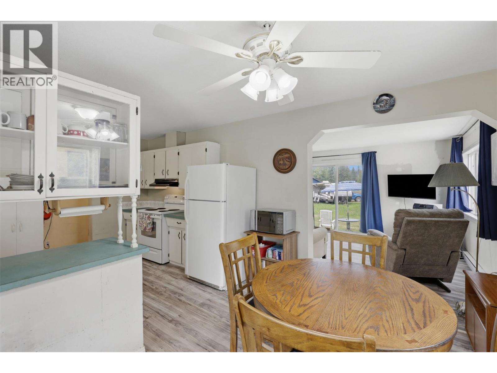 557 Squilax-Turtle Valley Road - 12