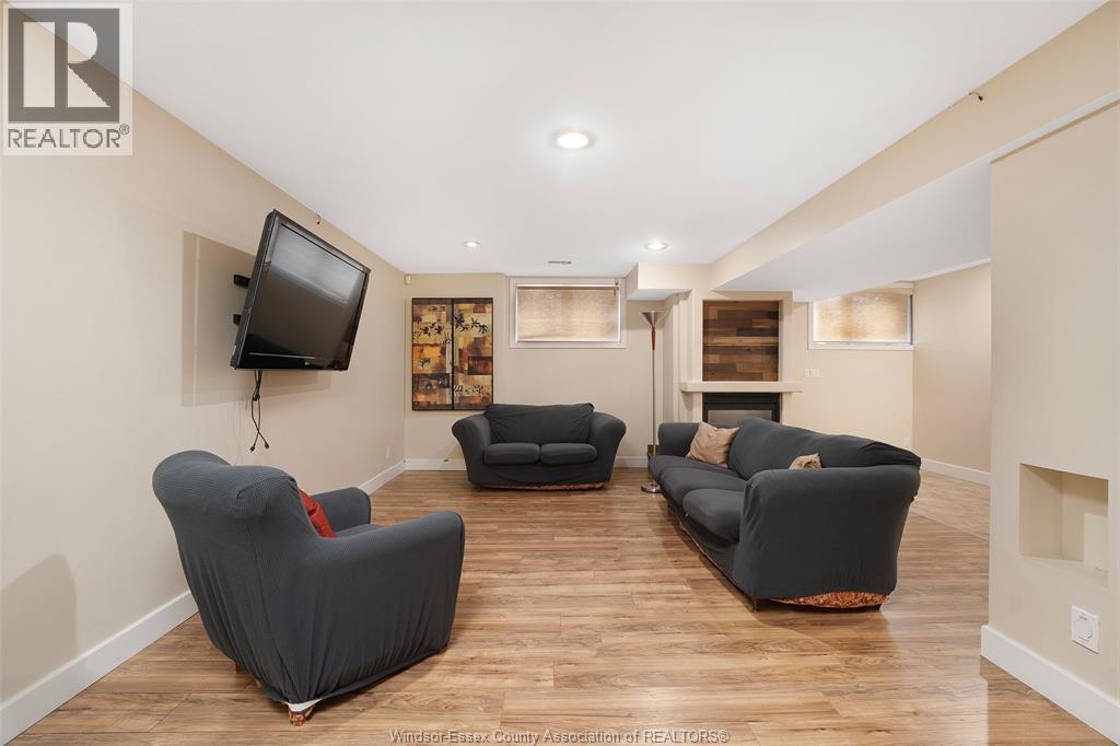 4648 JENKELA COURT - 28