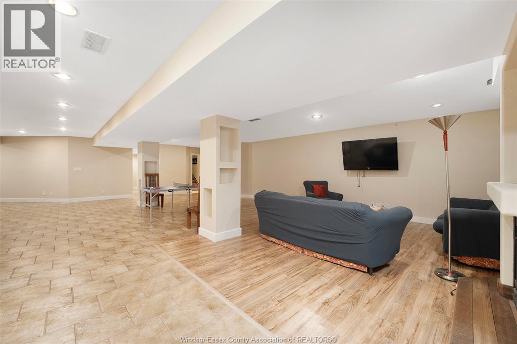 4648 JENKELA COURT - 30