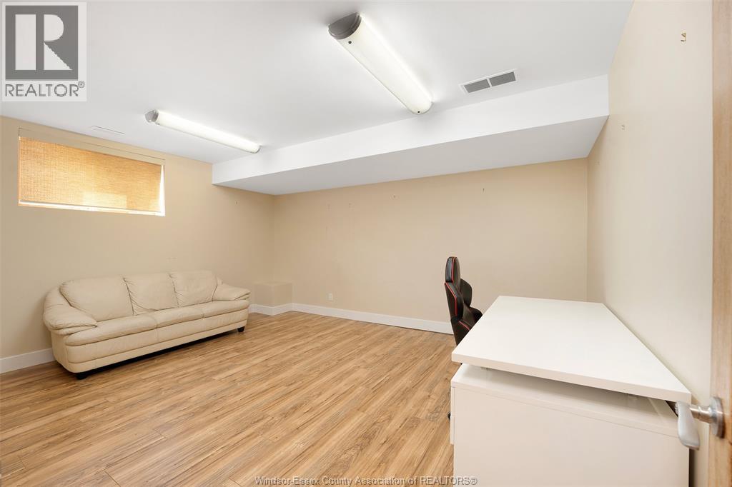 4648 JENKELA COURT - 34
