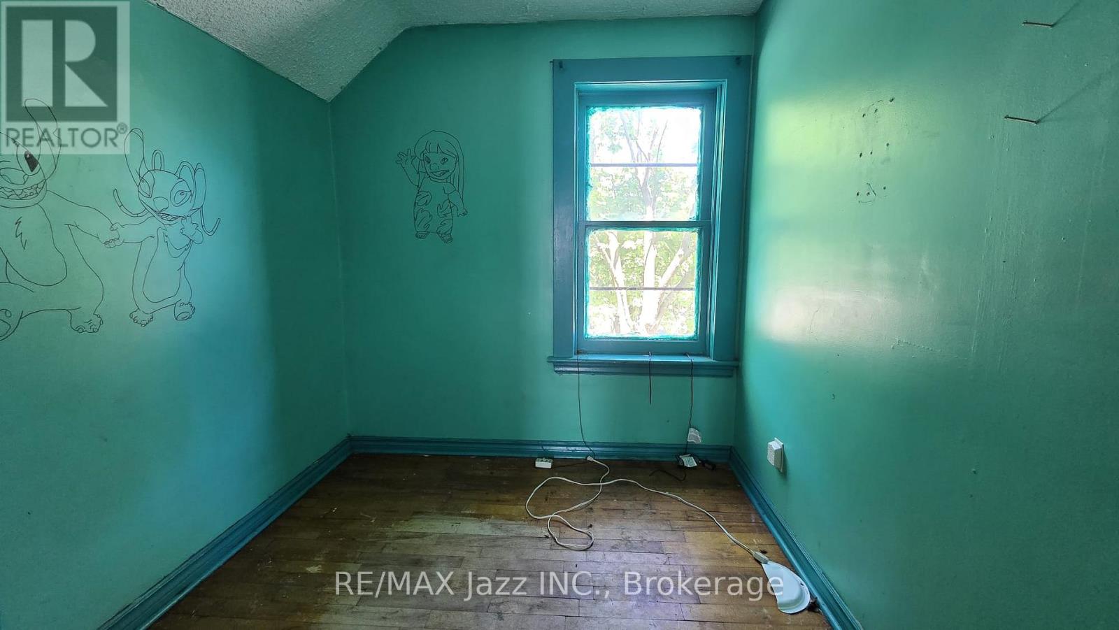 629 BROWN STREET - 14