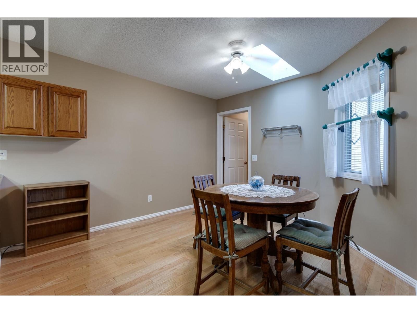 #16 950 Lanfranco Road - 6