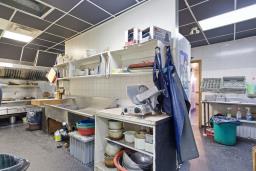 7727  85 St, Edmonton, AB T6C3B4 Photo 22