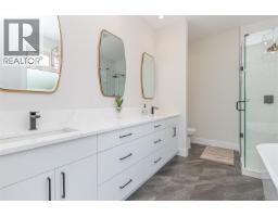 10647 Olsen Rd, Saltair, BC V9G2B1 Photo 20