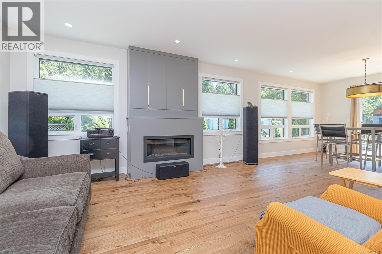 10647 Olsen Rd - 6