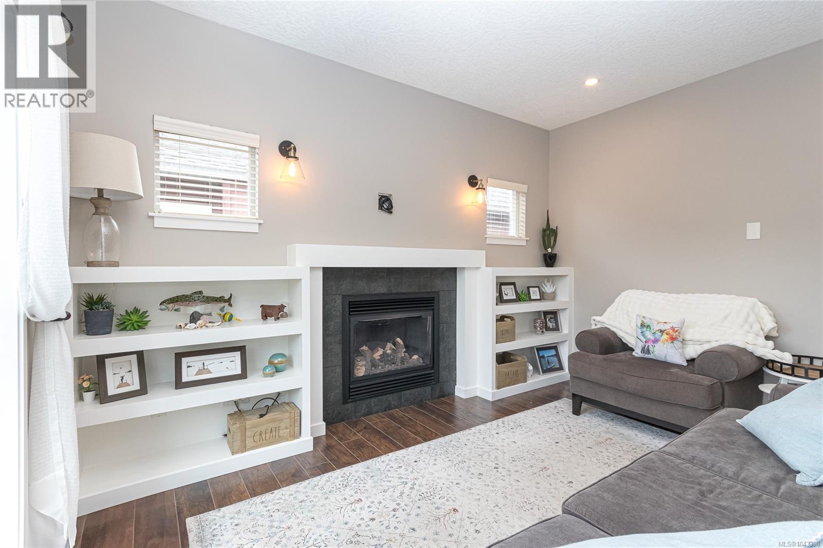 3374 Hazelwood Rd - 6