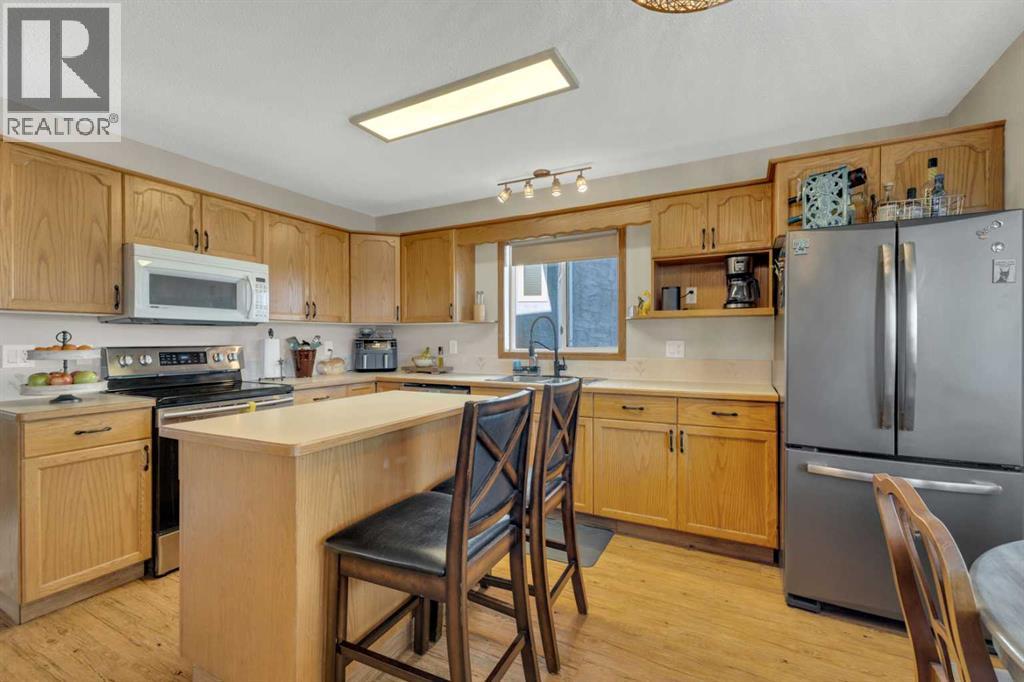 6134 52 Street Close - 22