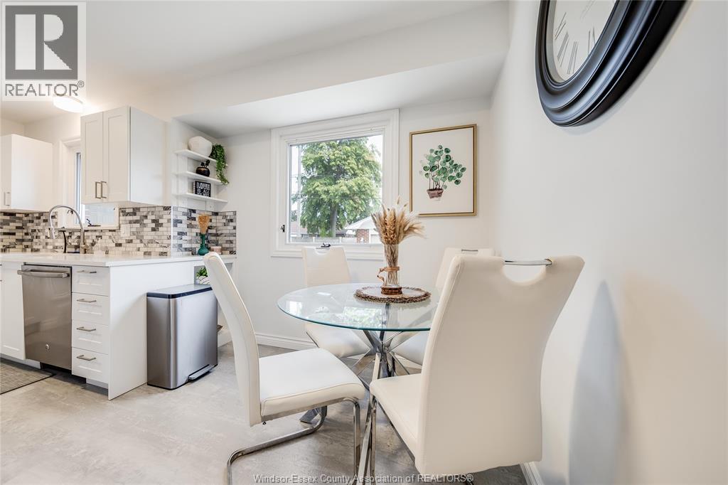 1030 ISABELLE PLACE - 22