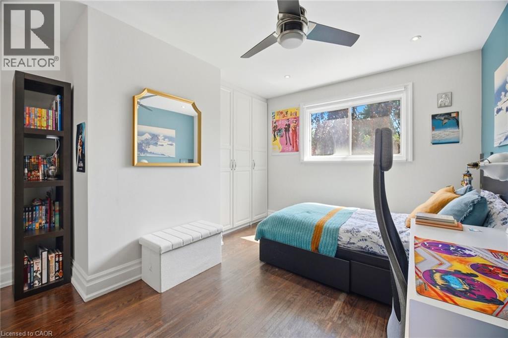 14 PLAINSMAN Road - 22