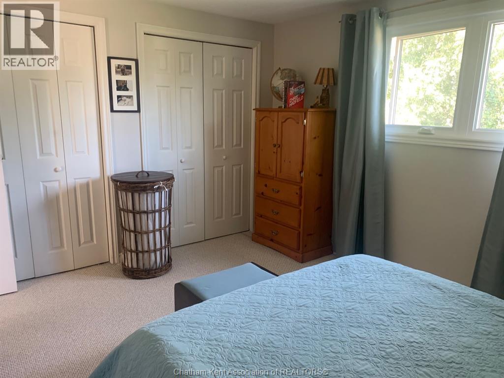 31 MONARCH DRIVE - 15