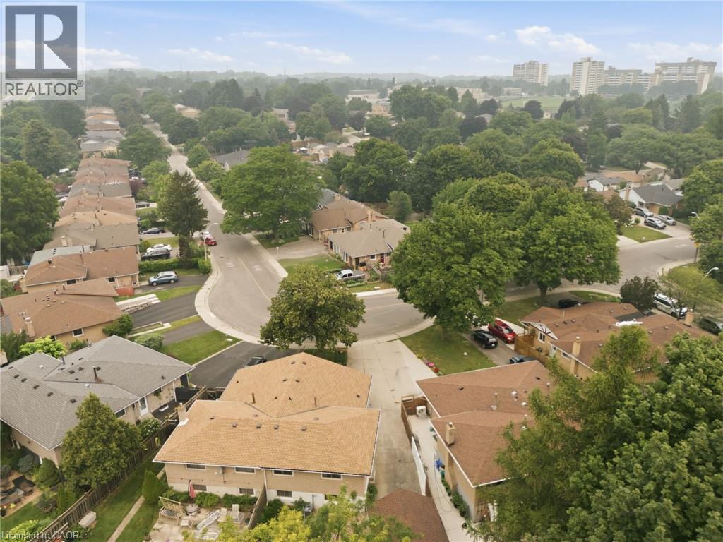 303 WENDOVER Drive - 35
