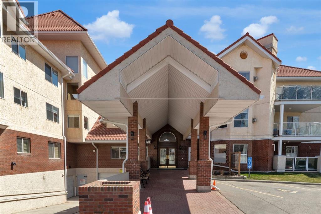#1114 1818 Simcoe Boulevard SW - 26