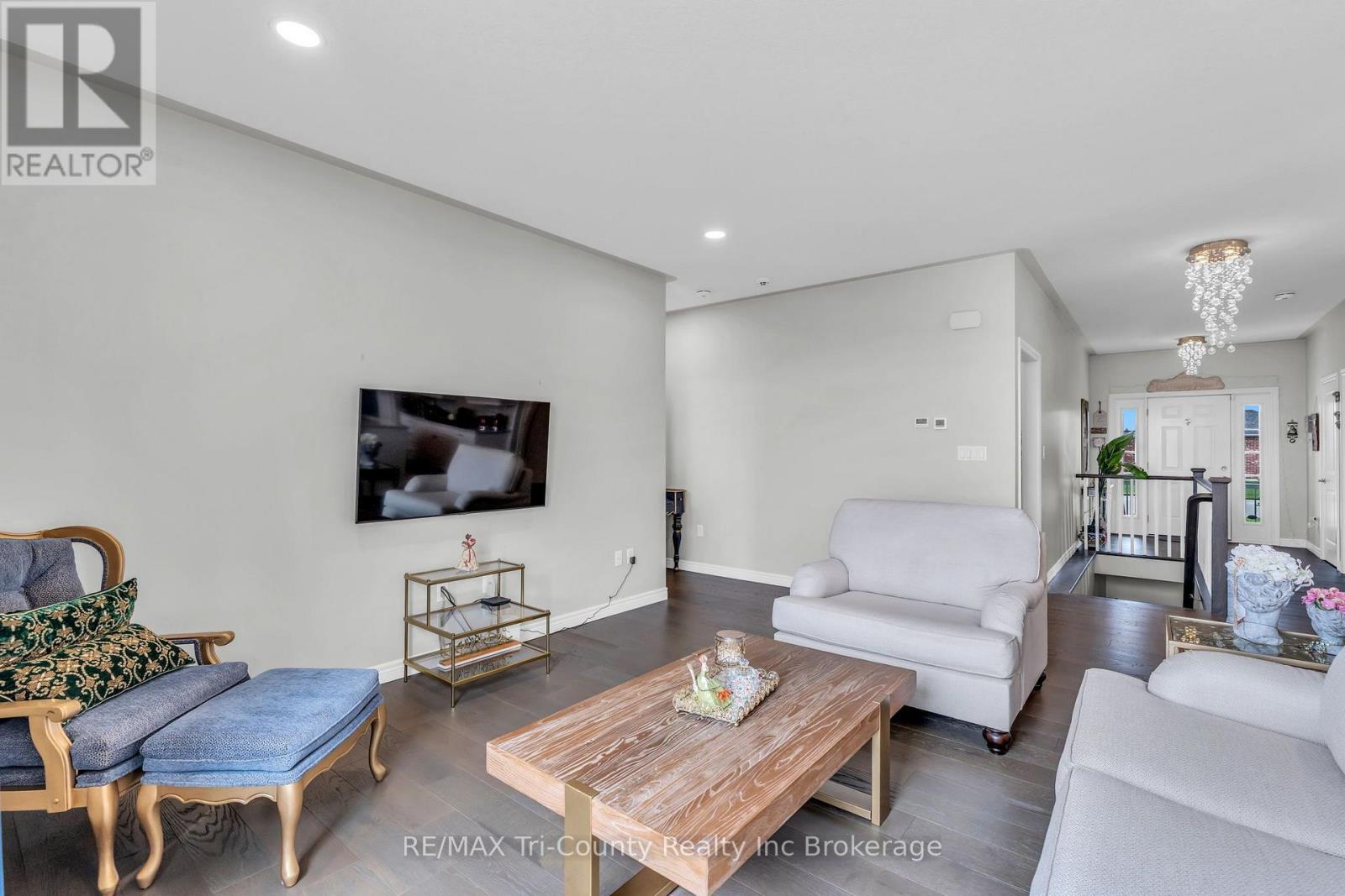 18 CROCUS AVENUE - Image 7