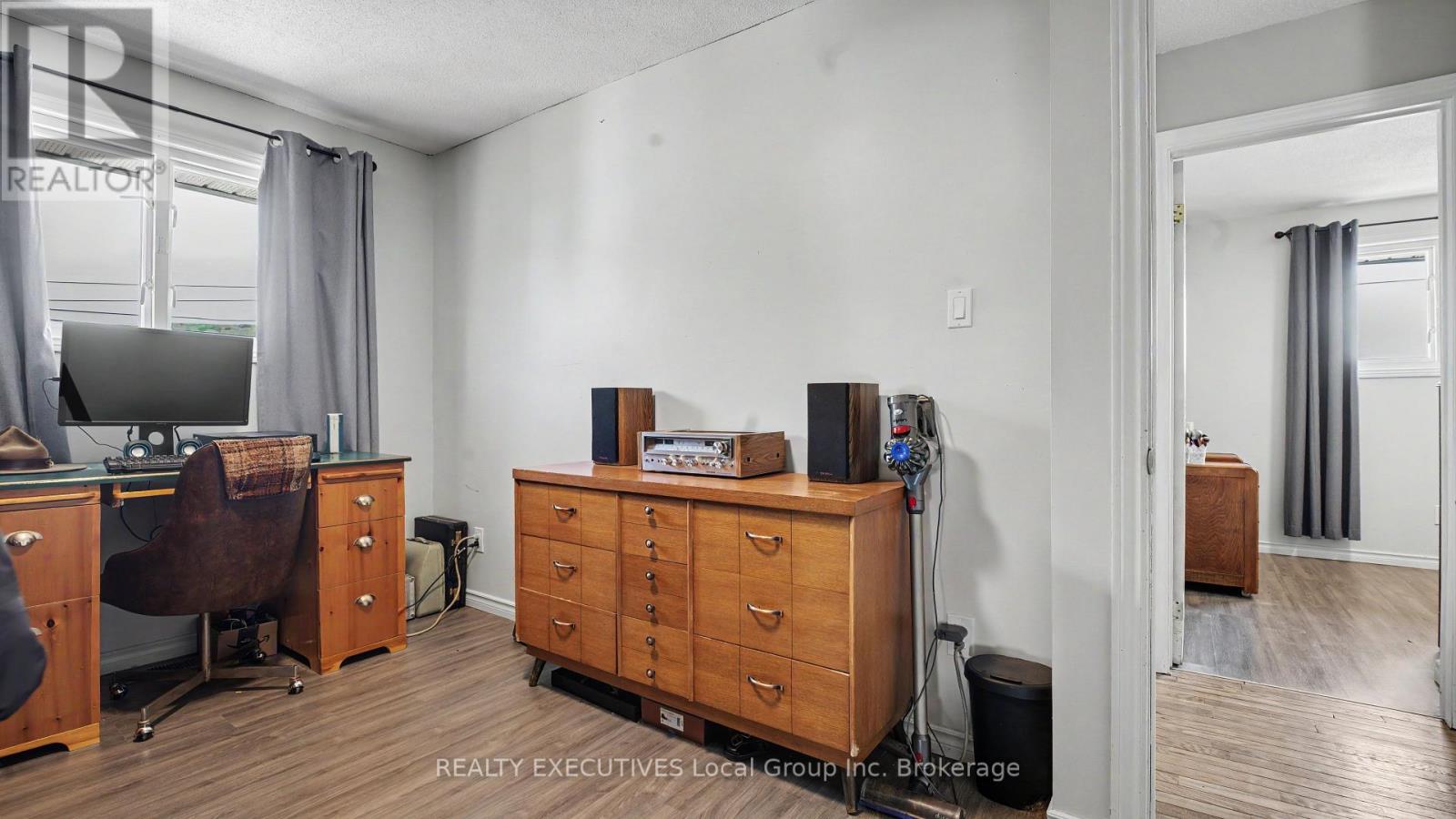 190 WICKSTEAD AVENUE - Image 17