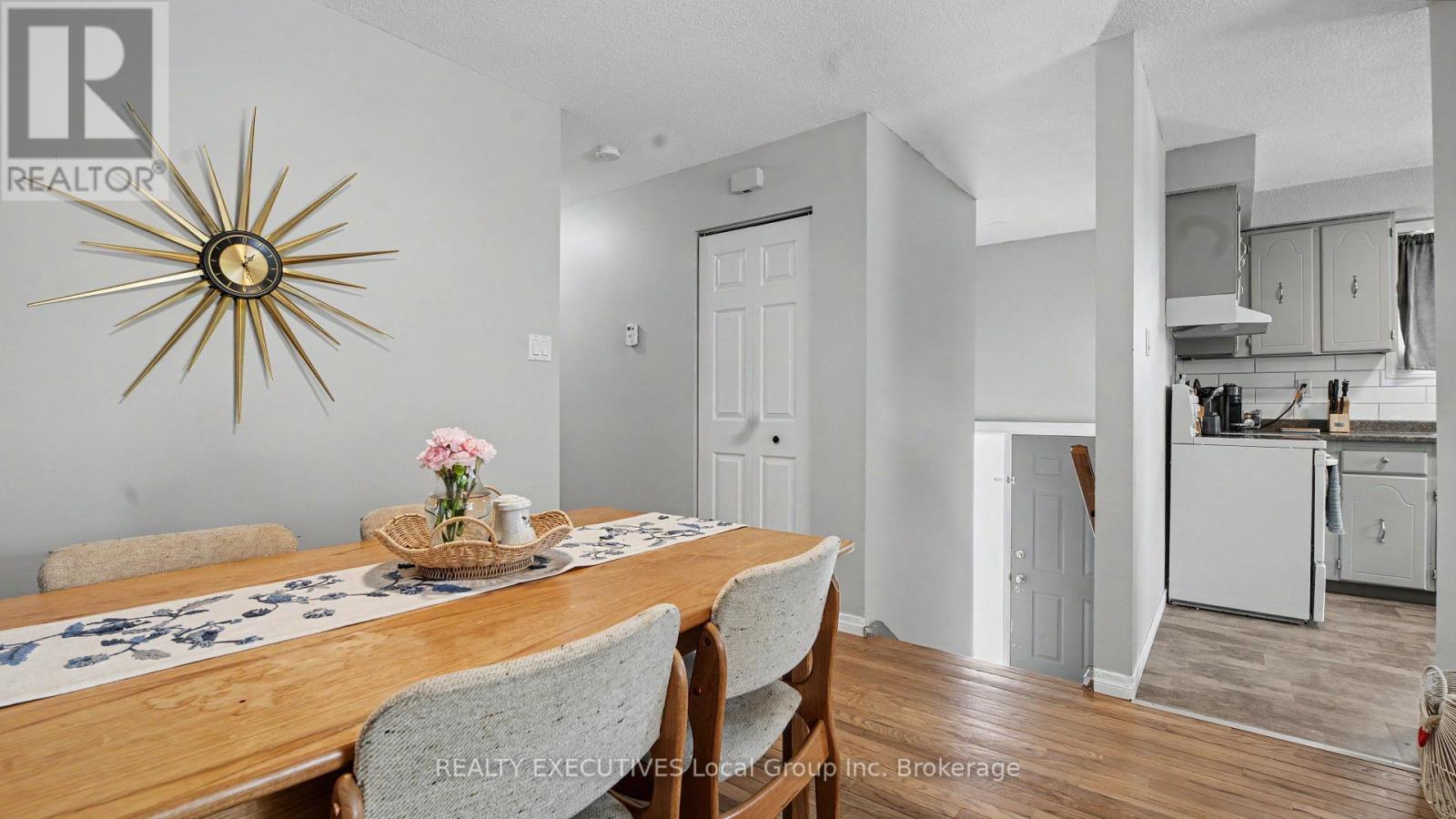 190 WICKSTEAD AVENUE - Image 21