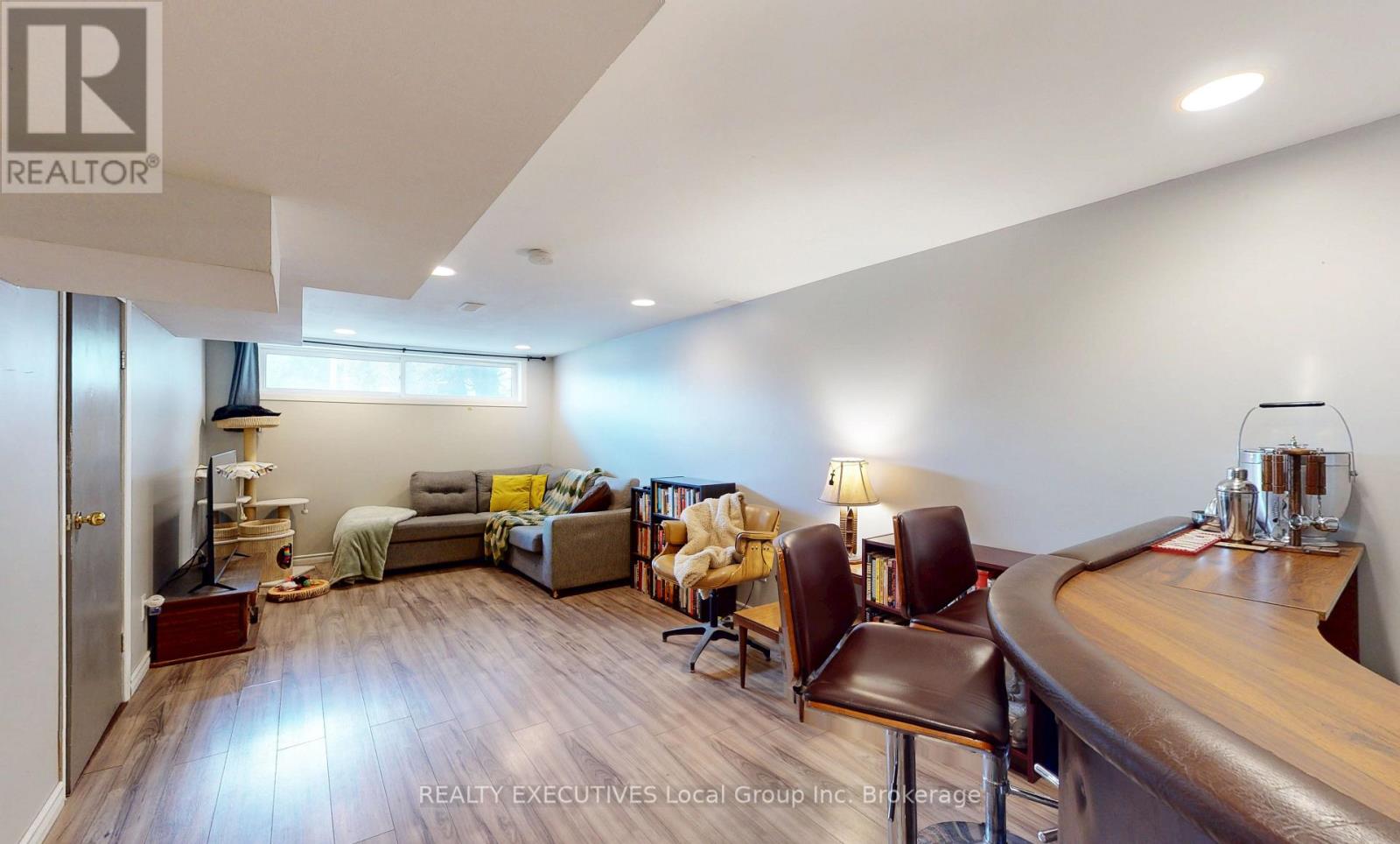 190 WICKSTEAD AVENUE - Image 22
