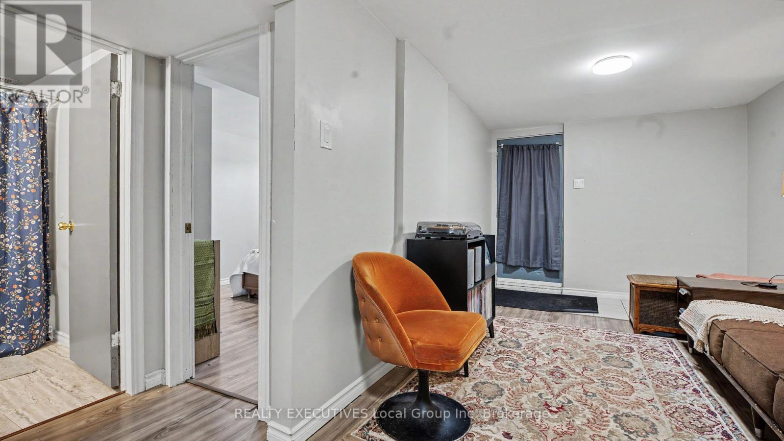 190 WICKSTEAD AVENUE - Image 28