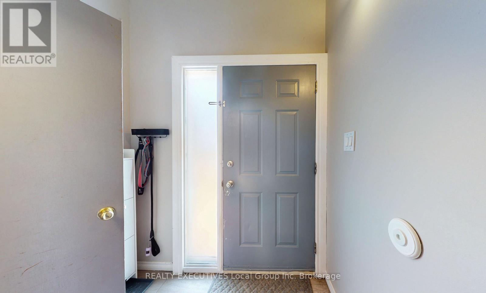 190 WICKSTEAD AVENUE - Image 33