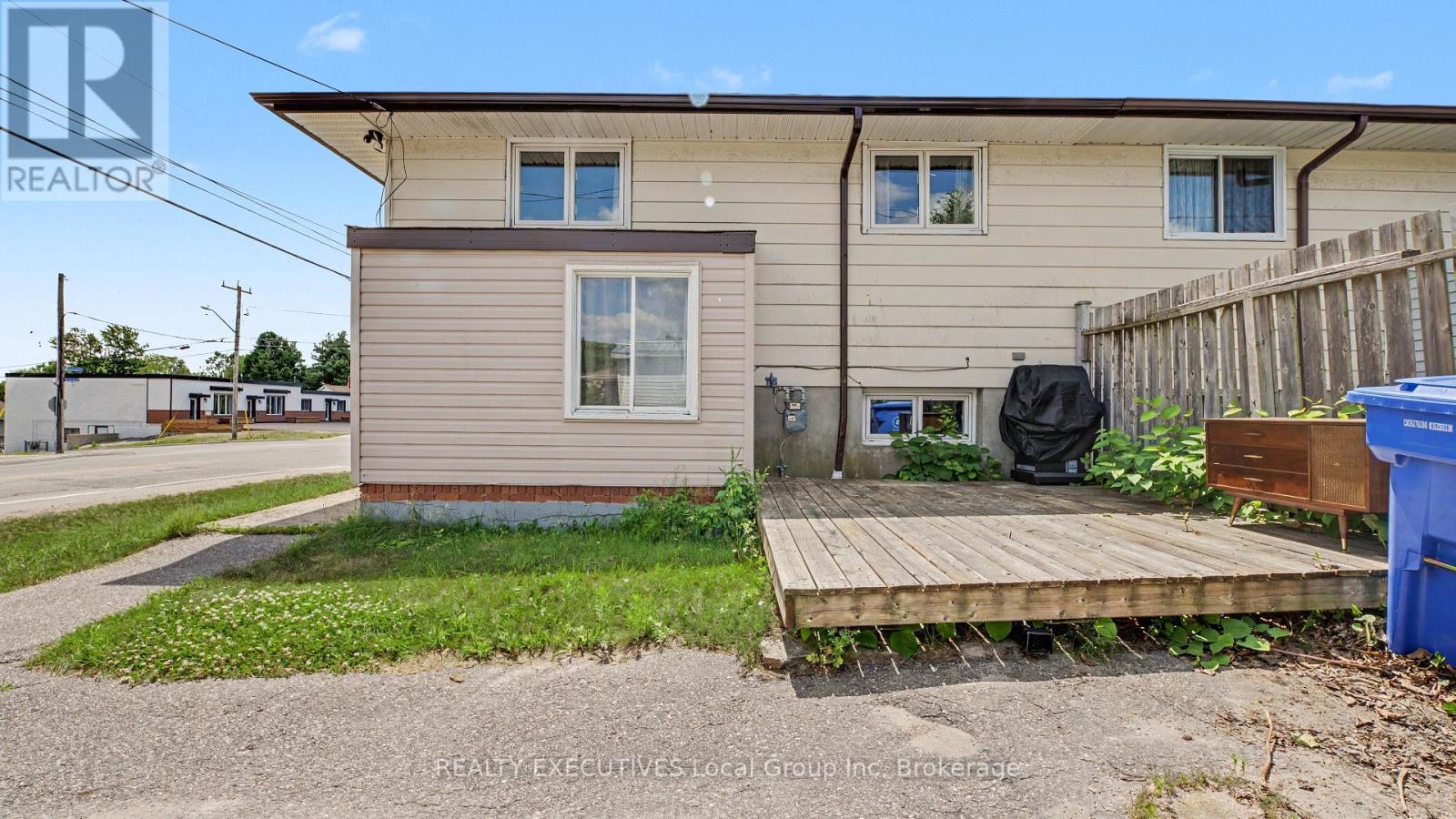 190 WICKSTEAD AVENUE - Image 36