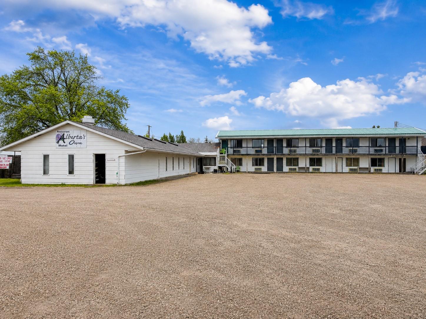 4731 48 Street Mannville AB T0B 2W0