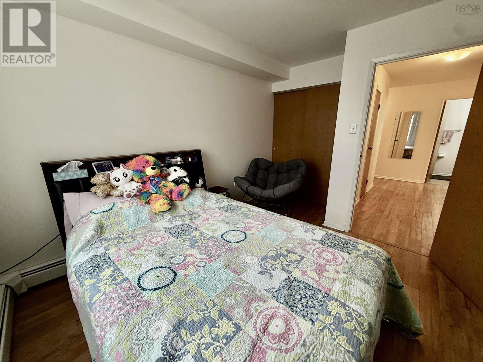#103 5230 Tobin Street - 11