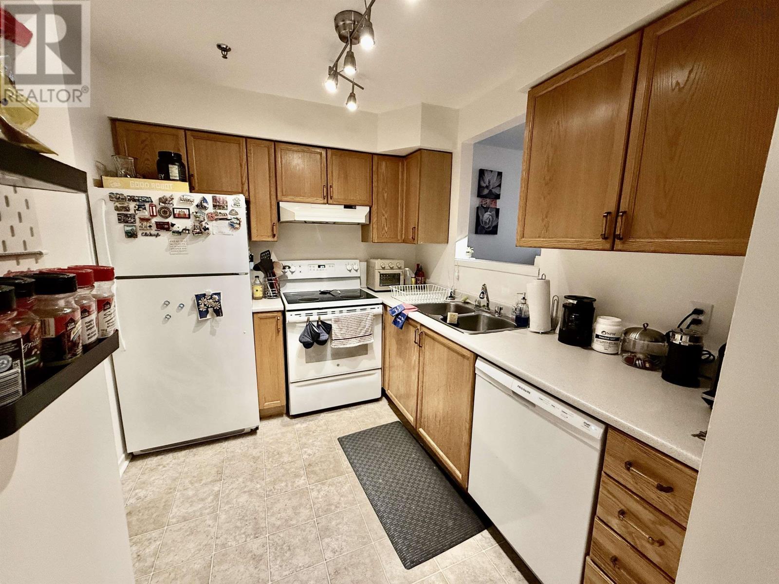 #103 5230 Tobin Street - 8