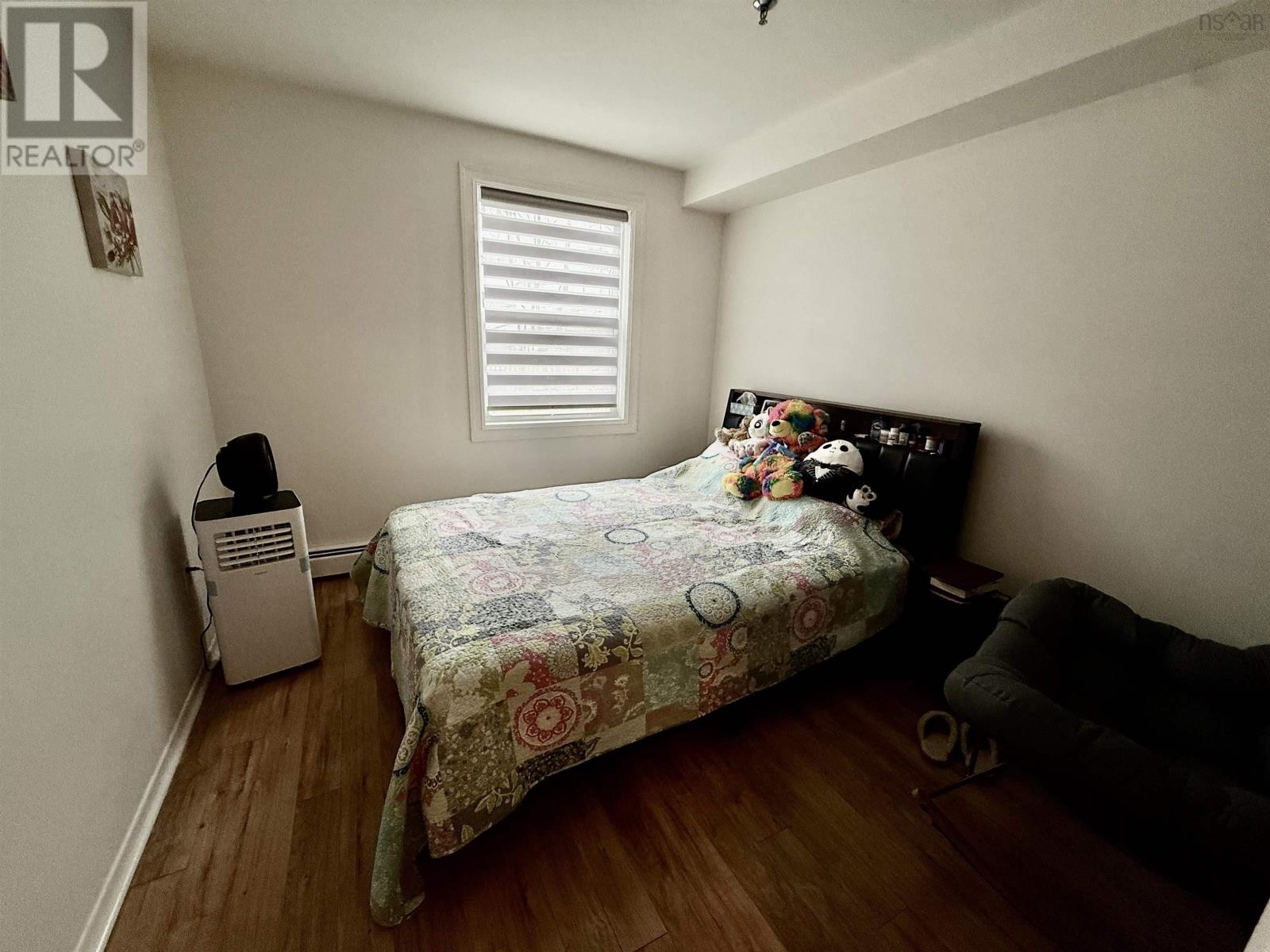 #103 5230 Tobin Street - 12