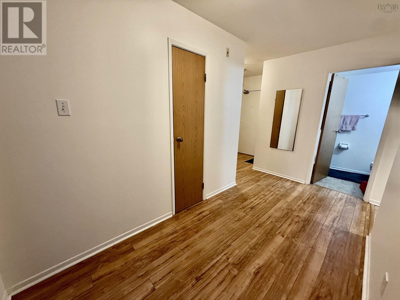 #103 5230 Tobin Street - 3