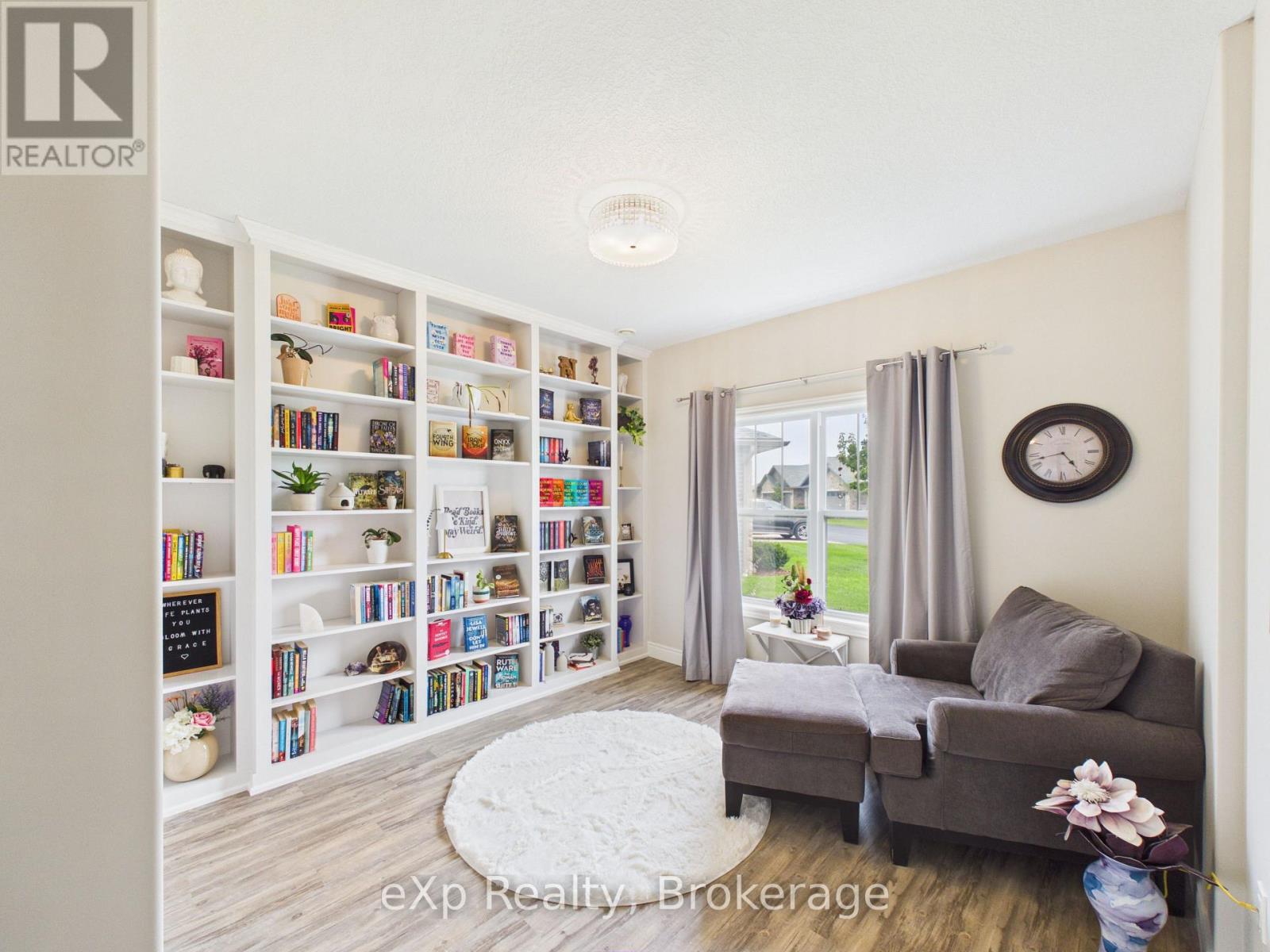 #11 1050 WATERLOO STREET - 19
