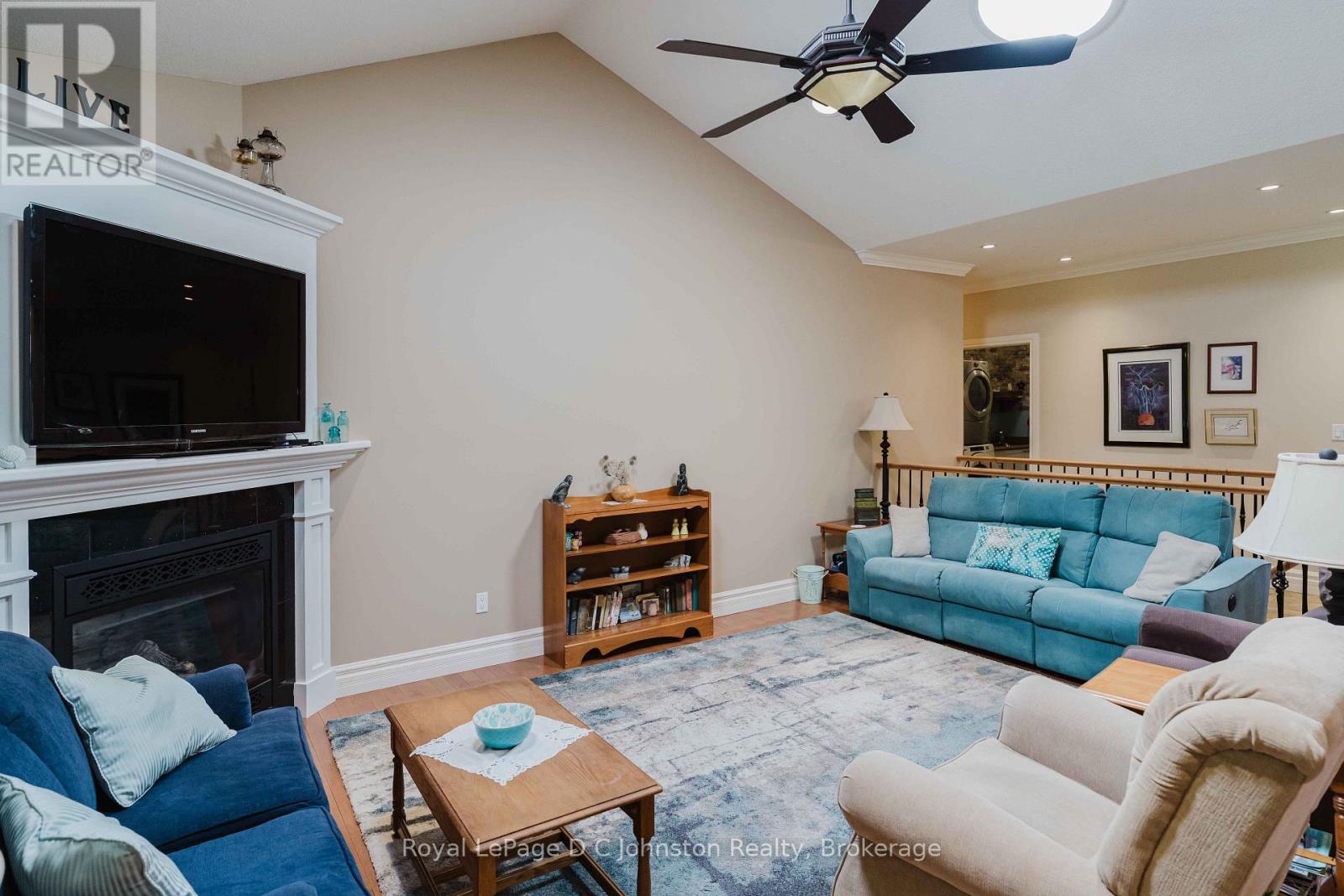 569 CREEKWOOD DRIVE - 14