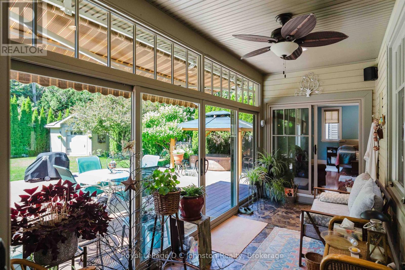 569 CREEKWOOD DRIVE - 15