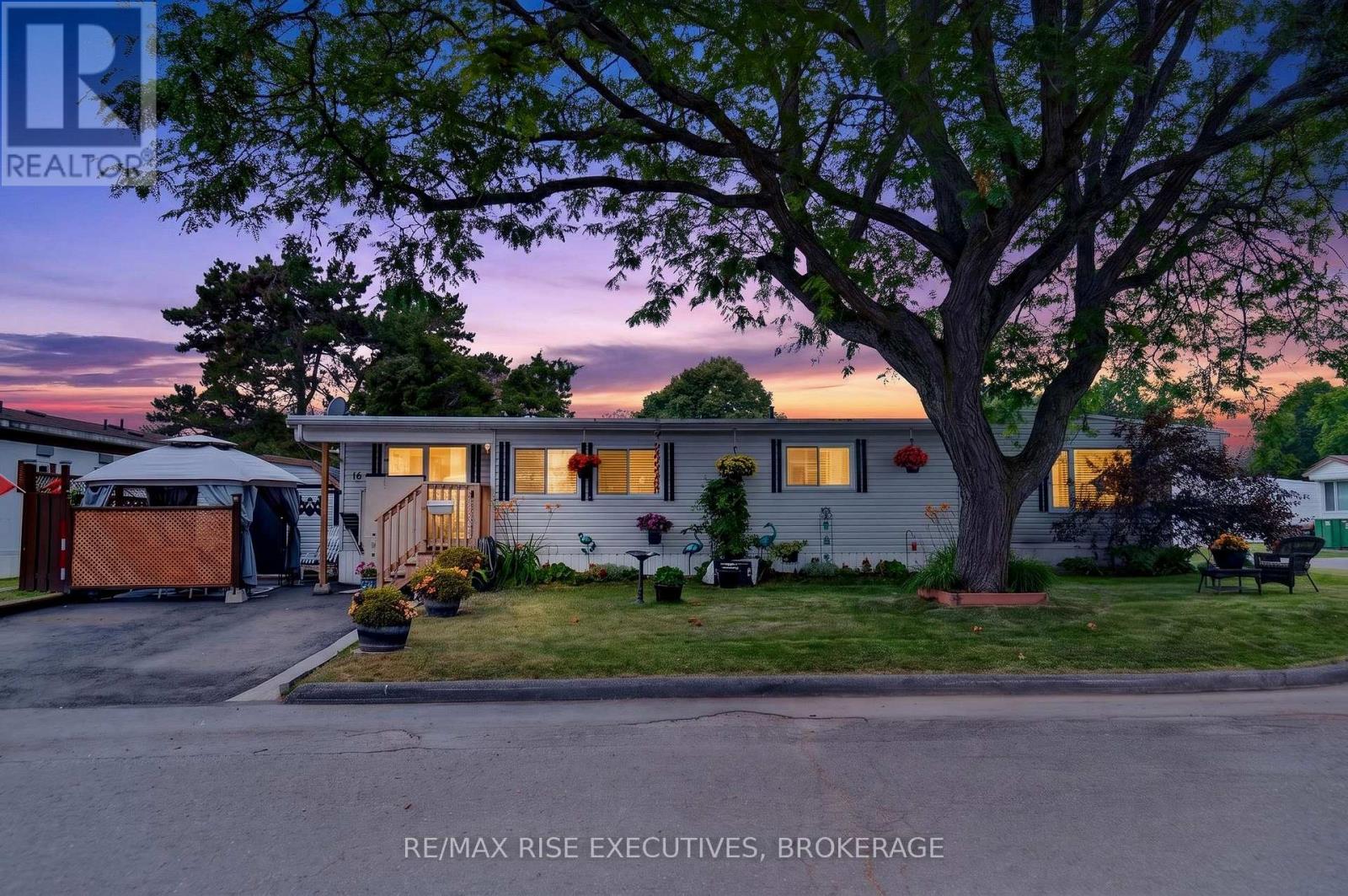 18 WENTWORTH DRIVE - 1