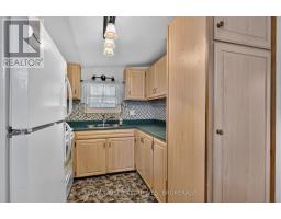 18 Wentworth Drive, Kingston, ON K7K5C9 Photo 10