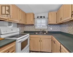 18 Wentworth Drive, Kingston, ON K7K5C9 Photo 11