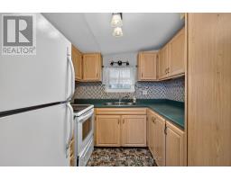 18 Wentworth Drive, Kingston, ON K7K5C9 Photo 12