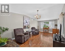 18 Wentworth Drive, Kingston, ON K7K5C9 Photo 14