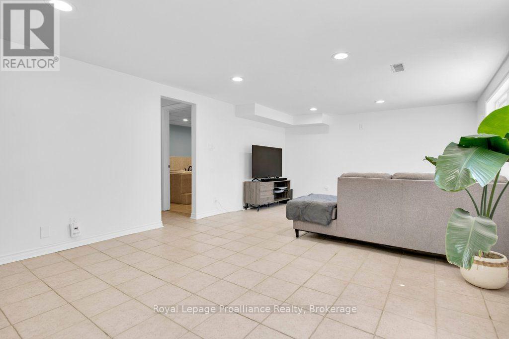 620 SHANNONVILLE ROAD - 25