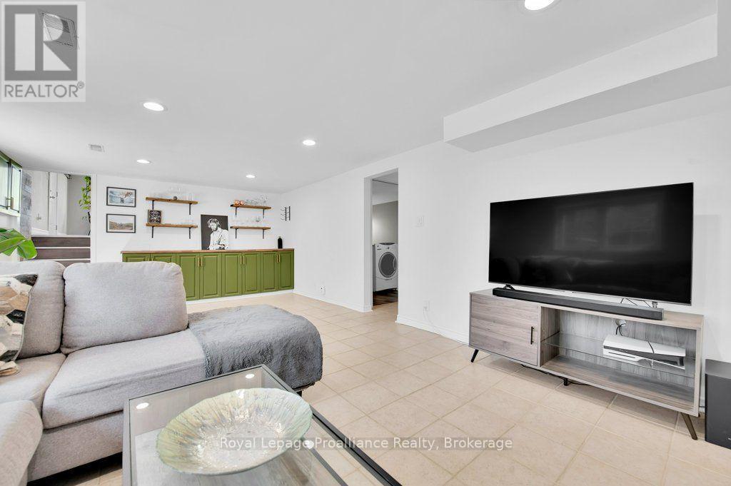620 SHANNONVILLE ROAD - 32