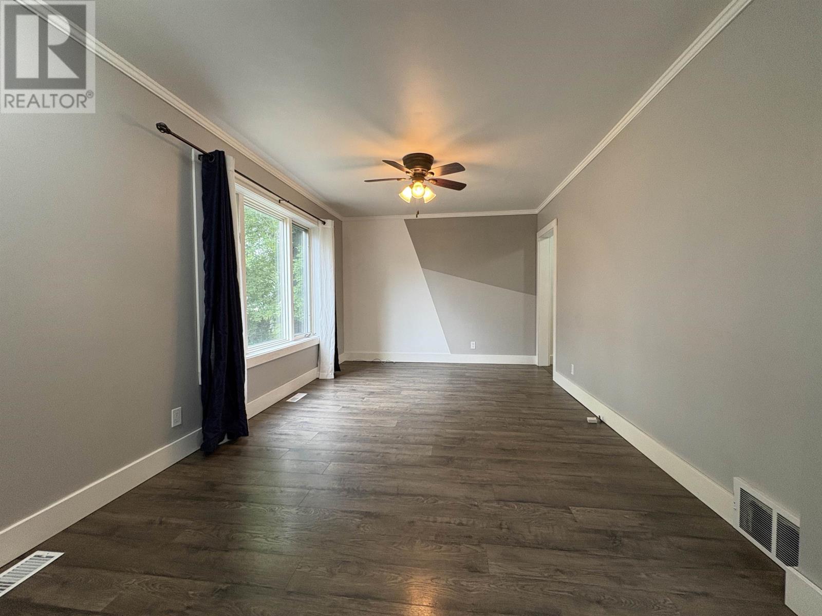 308 Third ST W - 18