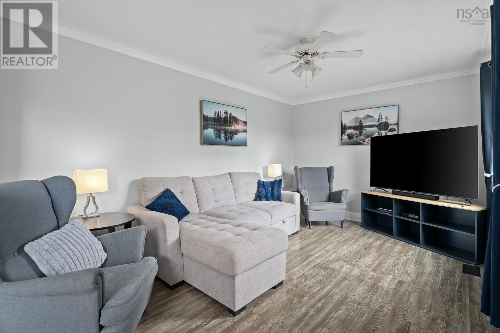 42 Asquith Avenue - 2