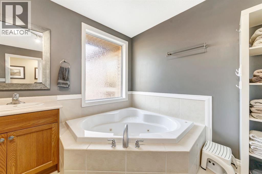 105 1st Ave West - 22