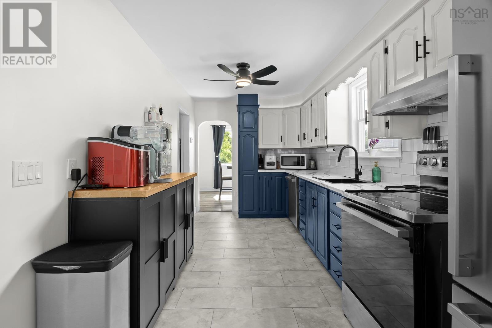 42 Asquith Avenue - 13