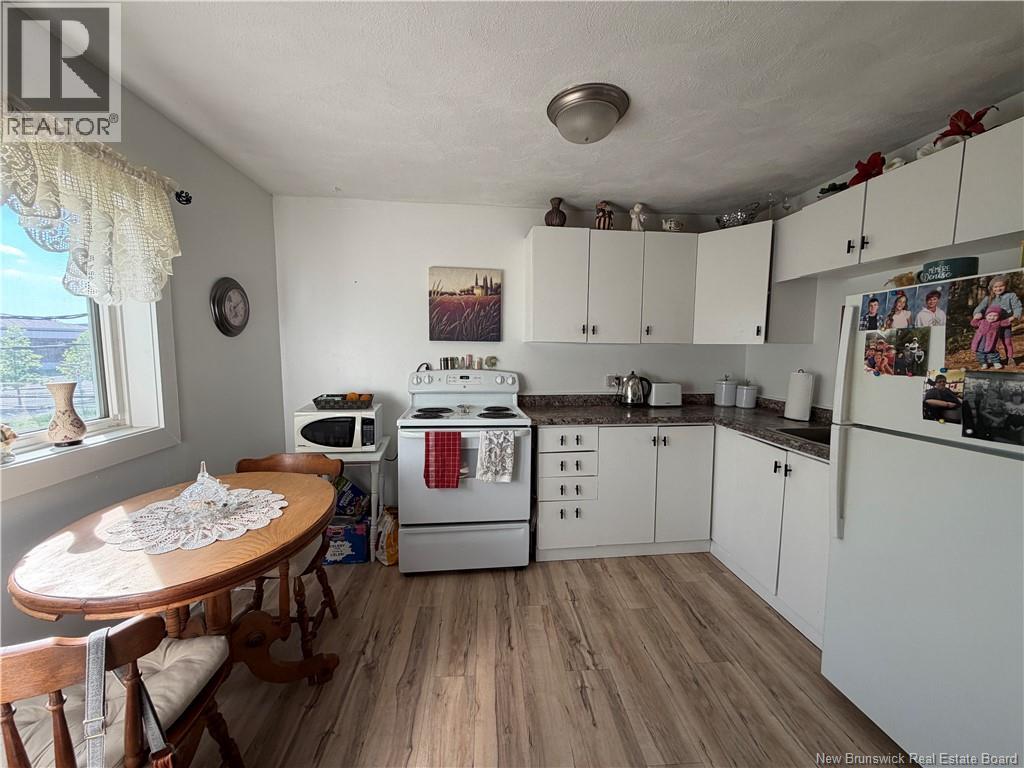 374 Acadie - 5
