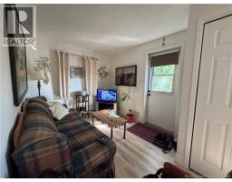 374 Acadie, photo 4