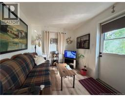 374 Acadie, photo 3